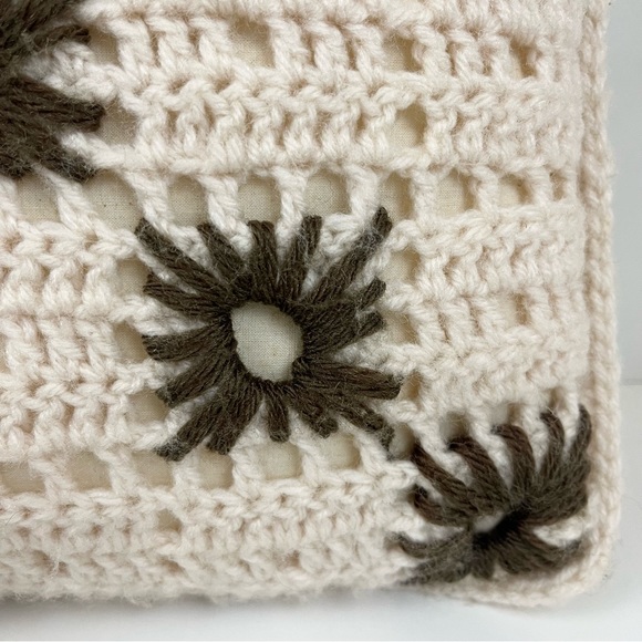 Handmade Vintage Crocheted Ivory and Olive Green Decorative Throw Pillow - Picture 6 of 11